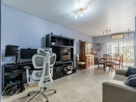 Depto Tipo Casa en Venta en Villa Pueyrredon, USD 120.000