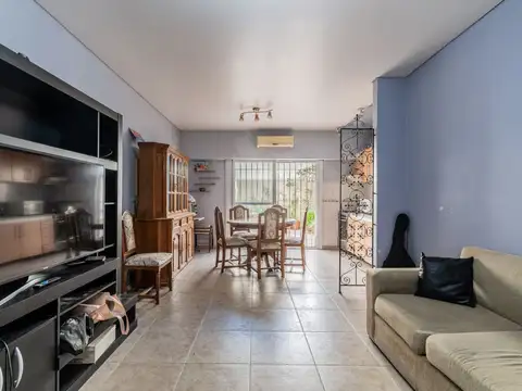 AGUSTIN ALVAREZ 4900