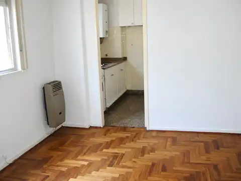Beruti 2800, Piso 5
