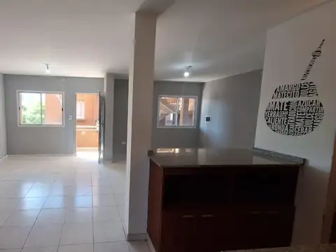 Departamento 3 ambientes con 2 baños