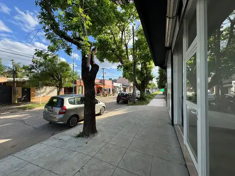 Local en Alquiler en Ingeniero Maschwitz, $ 800.000
