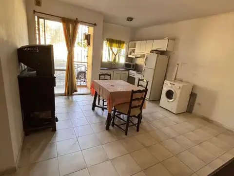 Depto Tipo Casa en Venta en Coghlan, USD 114.000