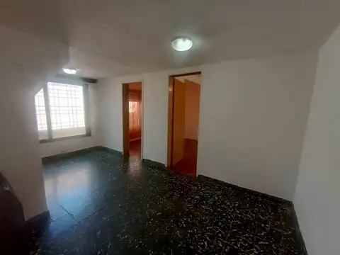 Depto Tipo Casa en Venta en Villa Ballester, USD 62.000