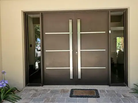 VENTA DE CASA EN TERRAVISTA CON 4 HABITACIONES