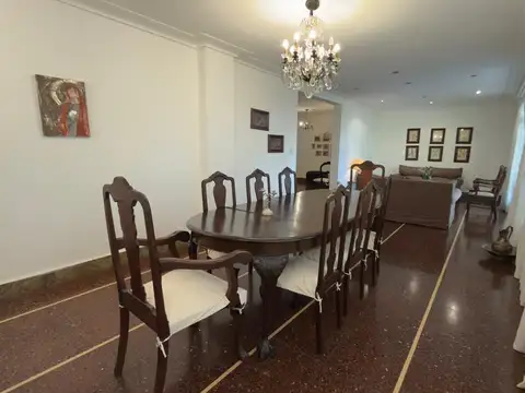 Oficina en Venta 67 años