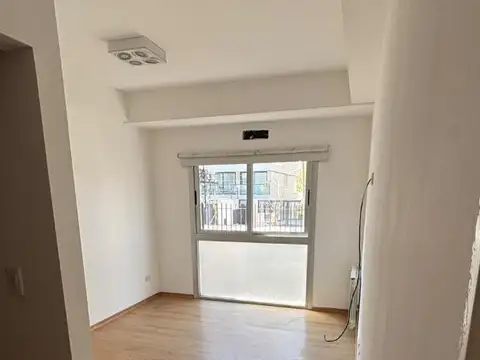 Departamento en Alquiler en Ituzaingó Norte, $ 850.000