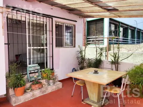 Depto Tipo Casa en Venta 74 años
