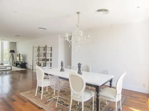 Departamento en Venta con 2 cocheras