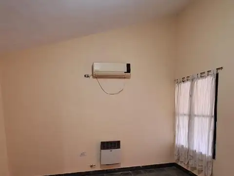 Casa en Alquiler de 4 dormitorios