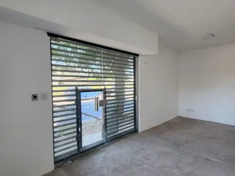 Local en Alquiler en Ingeniero Maschwitz, $ 950.000