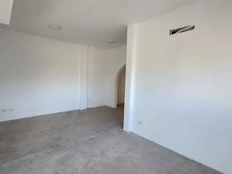 Local en Alquiler en Ingeniero Maschwitz, $ 950.000