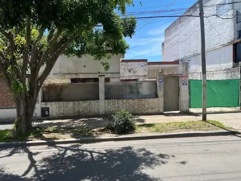 Av. Pte. Peron 2828