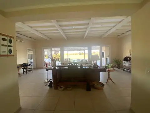 Casa en Venta en Lujan, USD 245.000