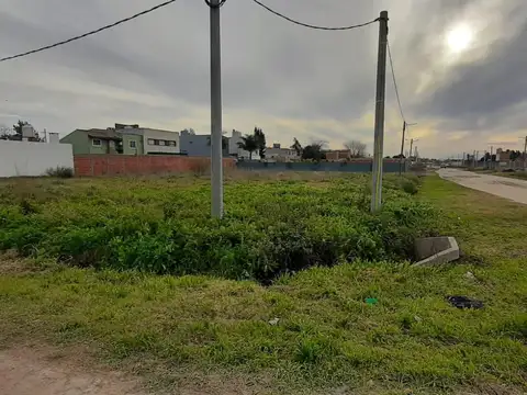 Terreno en Lisandro Olmos Etcheverry