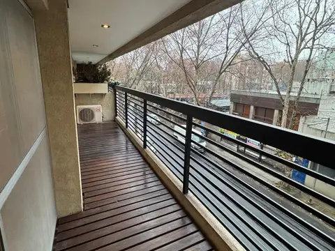 Departamento en Alquiler con 1 cocheras
