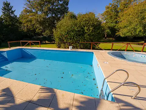 QUINTA CON CABAÑAS Y SALON DE EVENTOS PONTEVEDRA