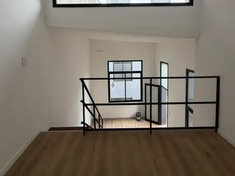 Depto Tipo Casa en Venta de 1 dormitorio