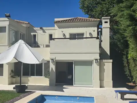 Casa en alquiler en Buen Retiro Amoblada y equipada