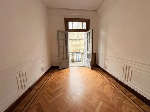 Departamento en Venta 90 años