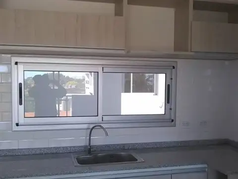 VENTA DEPARTAMENTO 2 AMB ALTA CALIDAD BERAZATEGUI