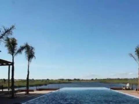 Terreno en Venta 20  mts Frente