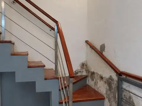 Depto Tipo Casa en Venta 60 años