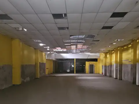 Galpon en Alquiler en Centro  - Moreno, $ 3.900.000