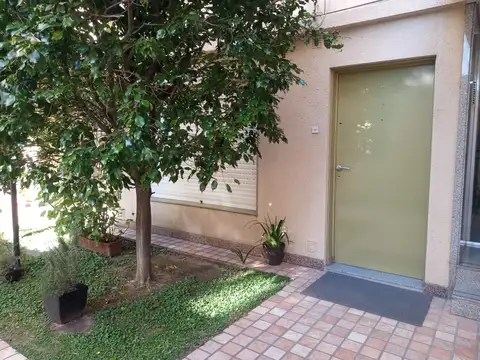 MONOAMBIENTE APTO VIVIENDA Y USO PROFESIONAL 25 m2. ITALIA 189 – PLANTA BAJA 7 – AVELLANEDA