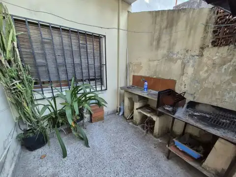 CASA PASILLO 2 DORMITORIOS + COMODÍN VENTA MATHEU