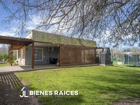 Casa 5 ambientes con 1 baño