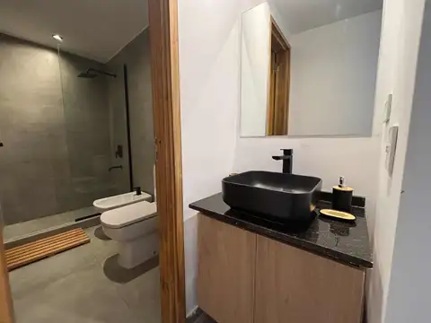 Departamento en Alquiler con 1 cocheras