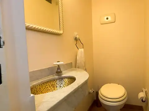 Alquiler Casa de estilo Inglés 6 Ambientes en Belgrano R (copia)