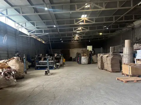 Galpón en alquiler en ESTEBAN ECHEVERRIA 650 MTRS CUB