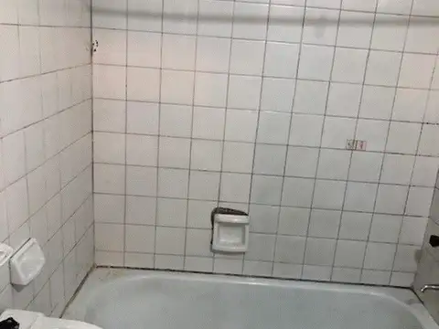 Departamento 3 ambientes con patio en alquiler