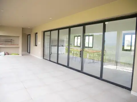 Casa en Alquiler al Sur