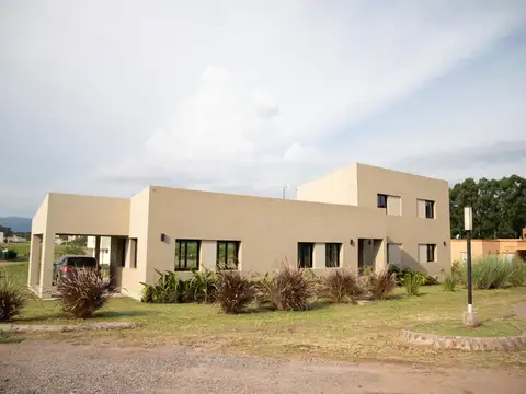Casa en  Country Portal del Sol - Los Nogales