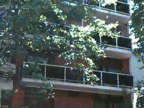 VILLA DEL PARQUE  EN ALQUILER DEPARTAMENTO 2 AMBIENTES LATERAL LUMINOSO