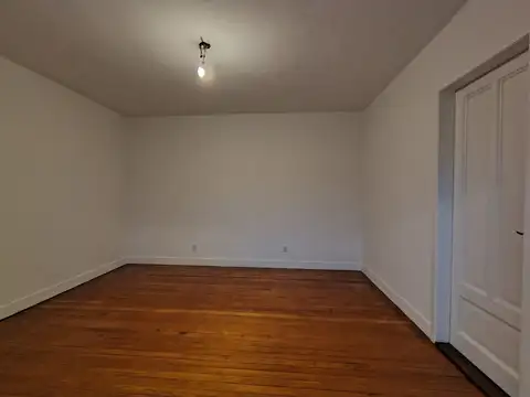 Depto Tipo Casa en Venta al Este