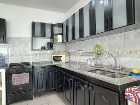 Depto Tipo Casa en Venta en Lanus Oeste, USD 90.000