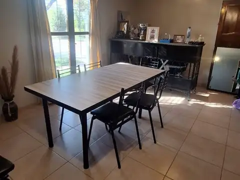 Casa 7 ambientes con 1 baño