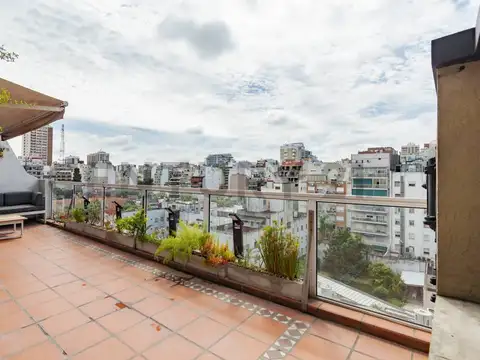 Camacuá 300, Piso 8