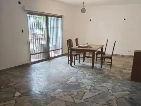Depto Tipo Casa en Venta en Tigre Centro, USD 220.000