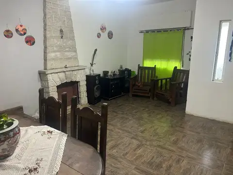 Depto Tipo Casa en Venta en Castelar Sur, USD 84.900