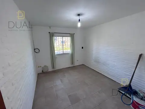 Depto Tipo Casa en Venta en Granadero Baigorria, USD 46.000