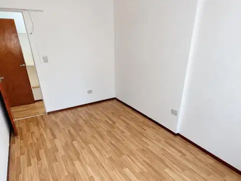Depto Tipo Casa en Alquiler en Rosario, $ 680.000