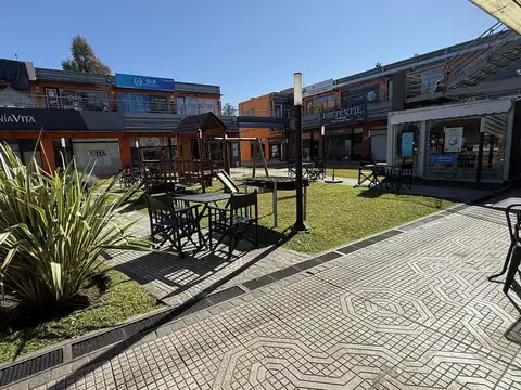 Local - Francisco Alvarez Solares Open Shop - Bajada Gorriti