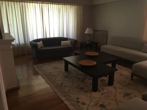 Casa en Alquiler en Acassuso Vias  /  Santa Fe, USD 3.700