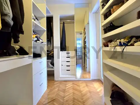 Departamento en Venta con 2 cocheras