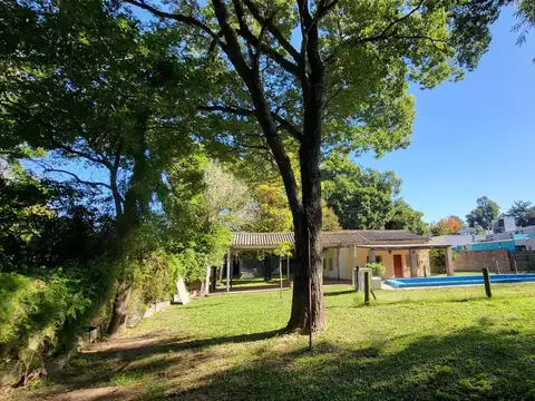 Inmobiliaria vende/ Casa Quinta Villa California