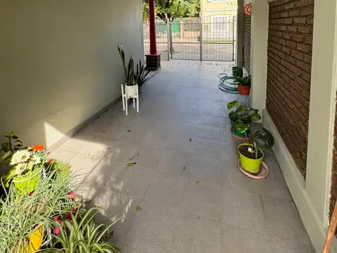 Casa en Venta en Temperley, USD 150.000